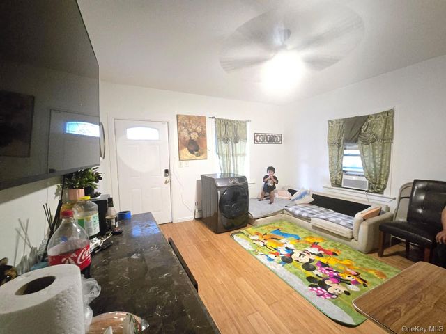 25 Webb Avenue, Hempstead, NY 11550