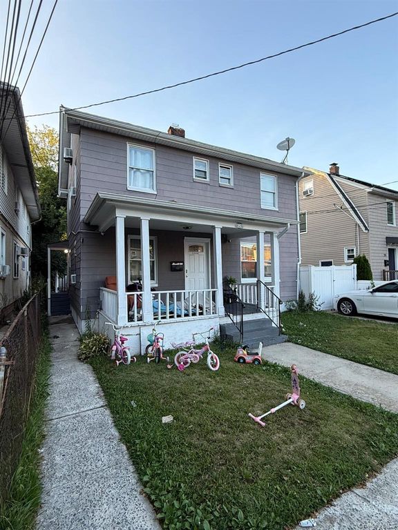 25 Webb Avenue, Hempstead, NY 11550 — photo 2