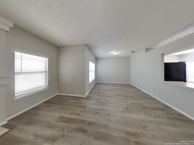 7439 Longing, San Antonio, TX 78244