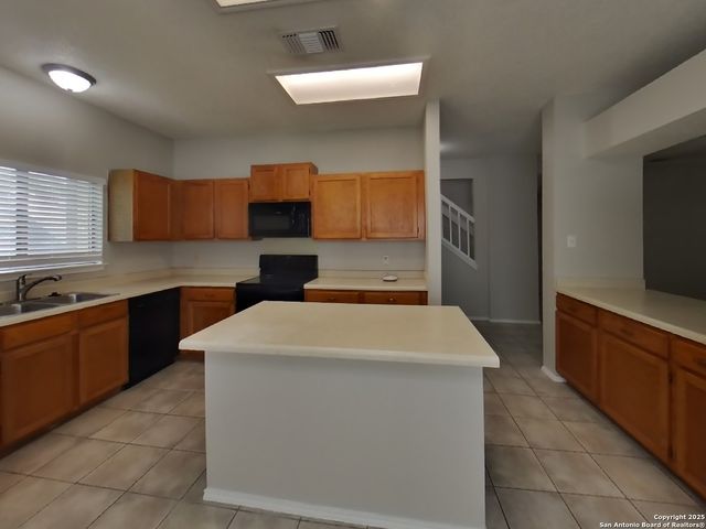 7439 Longing, San Antonio, TX 78244