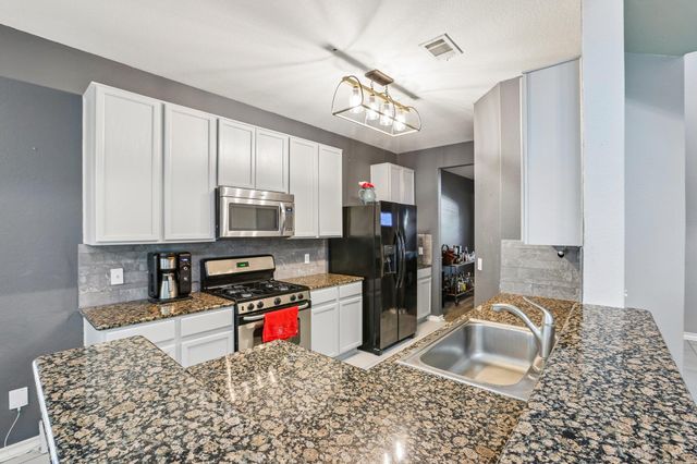 2821 Purple Thistle DR, Pflugerville, TX 78660