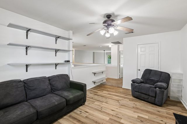 2821 Purple Thistle DR, Pflugerville, TX 78660