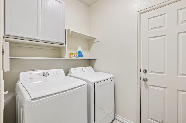 2821 Purple Thistle DR, Pflugerville, TX 78660