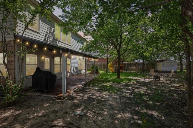2821 Purple Thistle DR, Pflugerville, TX 78660