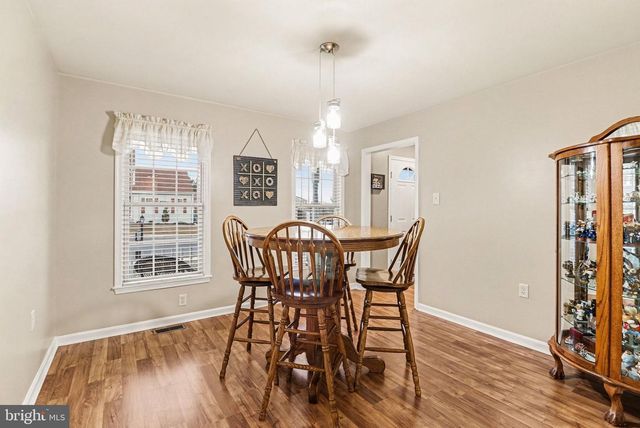 40 BLUE SPRUCE DR, Enola, PA 17025