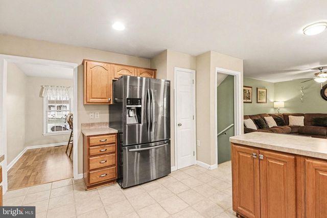 40 BLUE SPRUCE DR, Enola, PA 17025