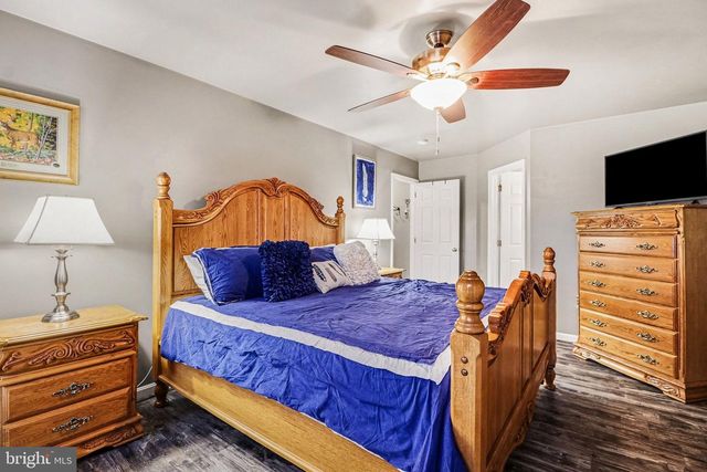 40 BLUE SPRUCE DR, Enola, PA 17025