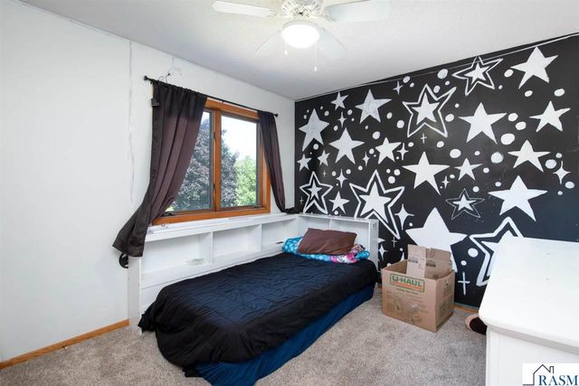 1002 Oak Terrace Drive, North Mankato, MN 56003