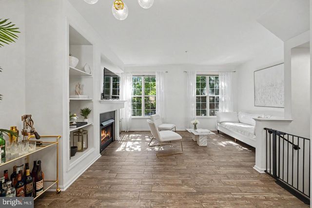 109 MARTIN LN, Alexandria, VA 22304