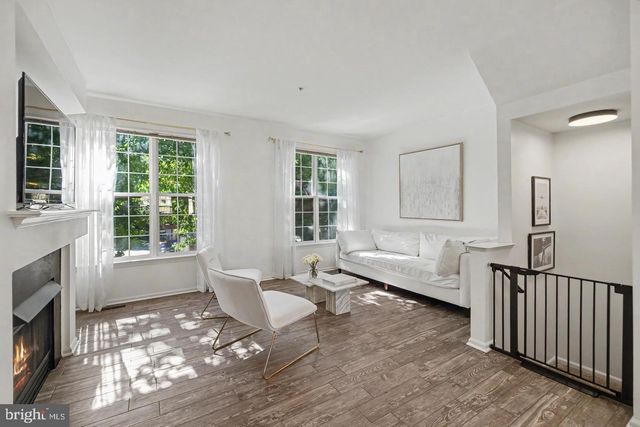109 MARTIN LN, Alexandria, VA 22304