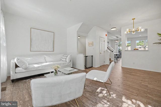 109 MARTIN LN, Alexandria, VA 22304