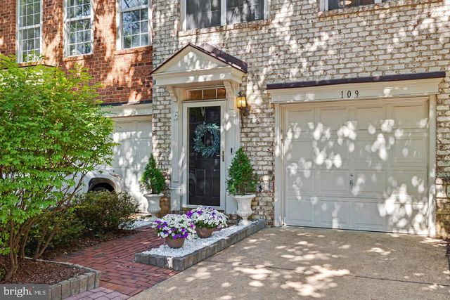 109 MARTIN LN, Alexandria, VA 22304