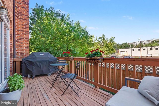 109 MARTIN LN, Alexandria, VA 22304