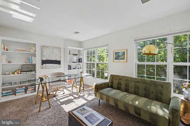 109 MARTIN LN, Alexandria, VA 22304