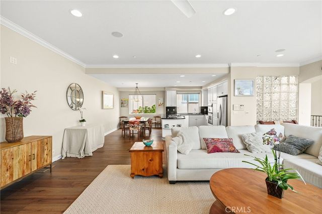 710 11th Street, Hermosa Beach, CA 90254