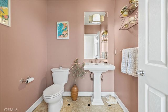 710 11th Street, Hermosa Beach, CA 90254