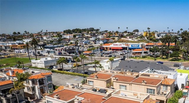 710 11th Street, Hermosa Beach, CA 90254