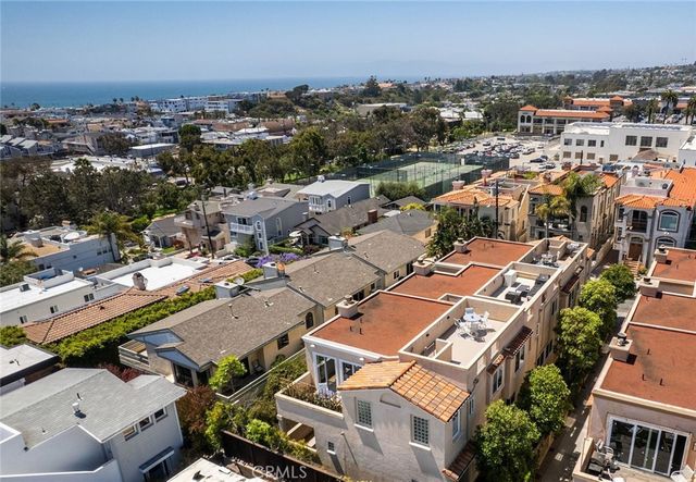 710 11th Street, Hermosa Beach, CA 90254