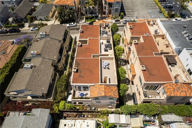 710 11th Street, Hermosa Beach, CA 90254