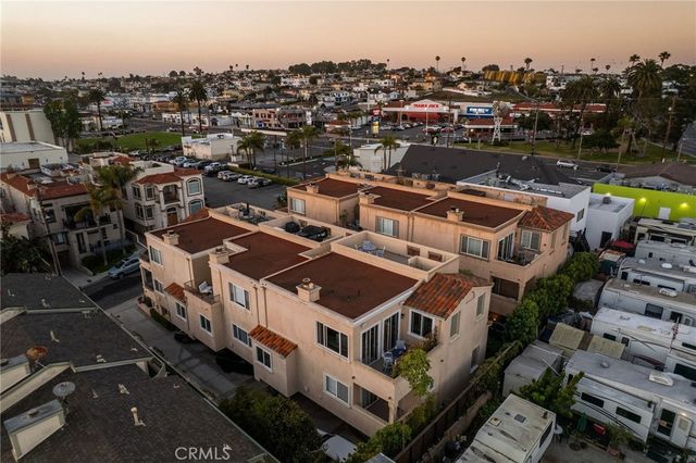 710 11th Street, Hermosa Beach, CA 90254