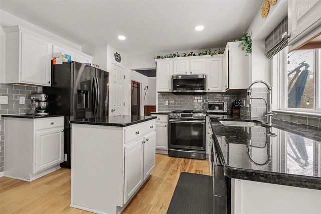 3540 Empire State Drive, Canton, MI 48188