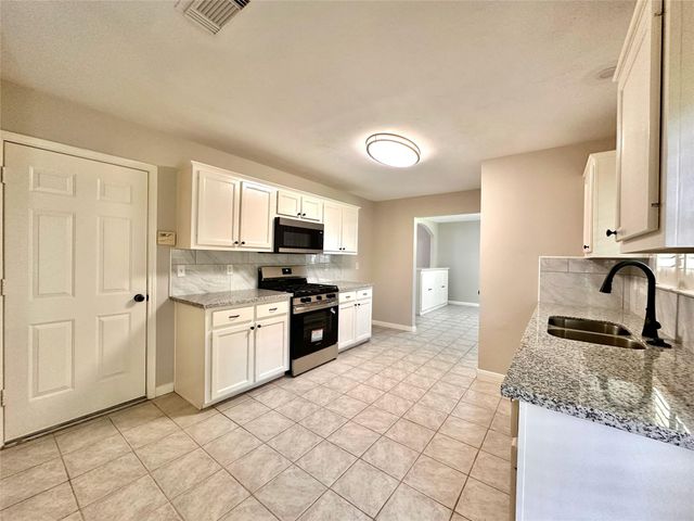 16003 Cypress Valley Drive, Cypress, TX 77429