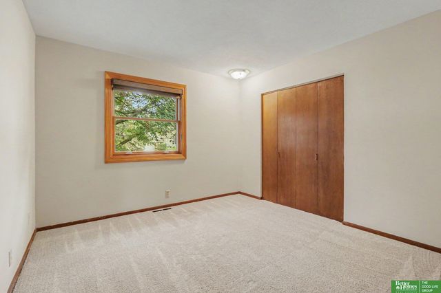12836 Jones Street, Omaha, NE 68154