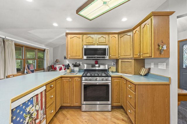 91 Canyon Villa Drive, Hebron, OH 43025