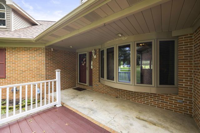 91 Canyon Villa Drive, Hebron, OH 43025