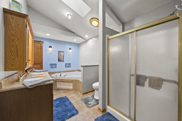 91 Canyon Villa Drive, Hebron, OH 43025