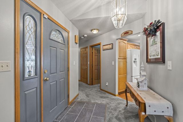 91 Canyon Villa Drive, Hebron, OH 43025