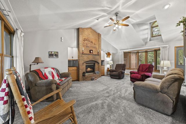 91 Canyon Villa Drive, Hebron, OH 43025
