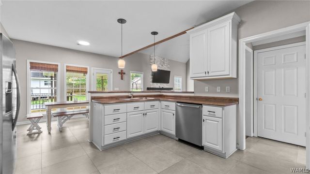 13525 Vineyard Way, Northport, AL 35475