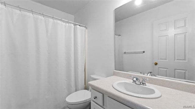 13525 Vineyard Way, Northport, AL 35475