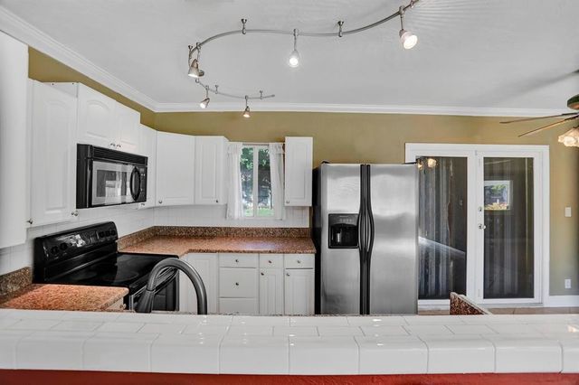 1129 NW 7th Terrace, Fort Lauderdale, FL 33311