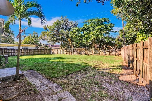 1129 NW 7th Terrace, Fort Lauderdale, FL 33311