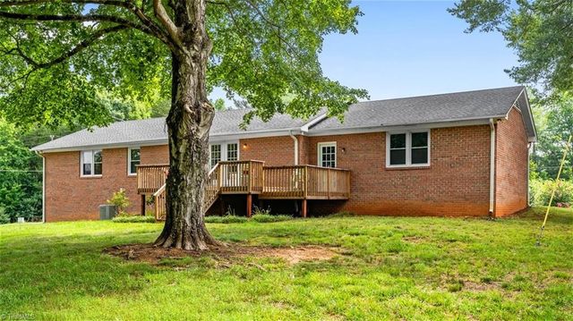 300 Doub Road, Lewisville, NC 27023