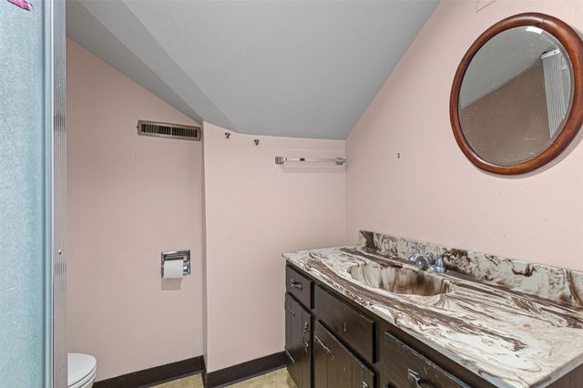 440 Roberts Ferry Road, Tiffin, IA 52340