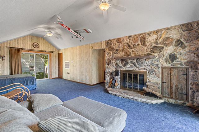 440 Roberts Ferry Road, Tiffin, IA 52340