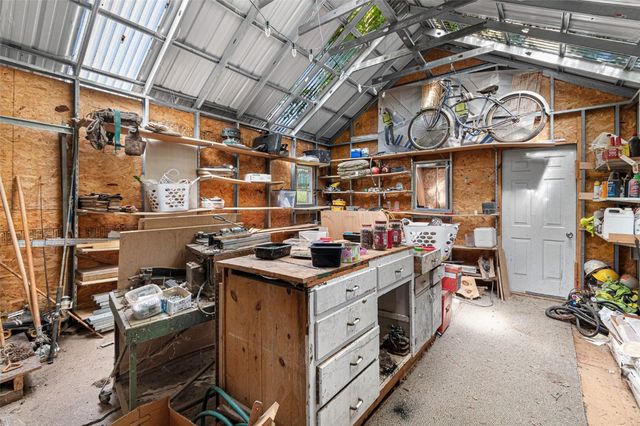 440 Roberts Ferry Road, Tiffin, IA 52340