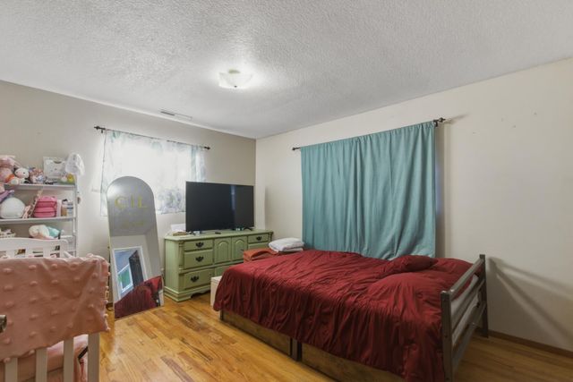 1847 W 8th, Merced, CA 95341