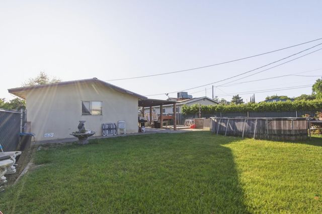 1847 W 8th, Merced, CA 95341