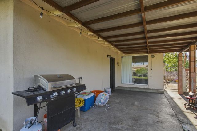1847 W 8th, Merced, CA 95341