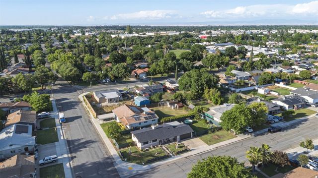 1847 W 8th, Merced, CA 95341