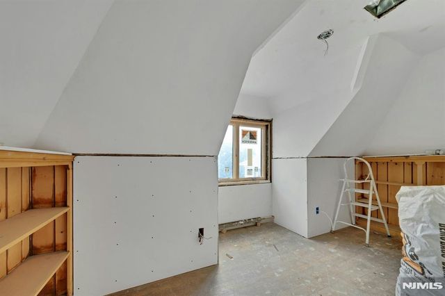 541 Page Avenue, Lyndhurst, NJ 07071