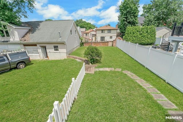 541 Page Avenue, Lyndhurst, NJ 07071