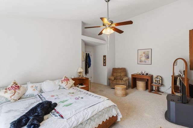 7490 N Hayston Avenue, Fresno, CA 93720
