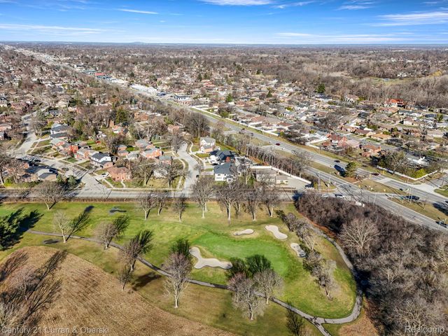 2211 Golfview Drive, Dearborn, MI 48128