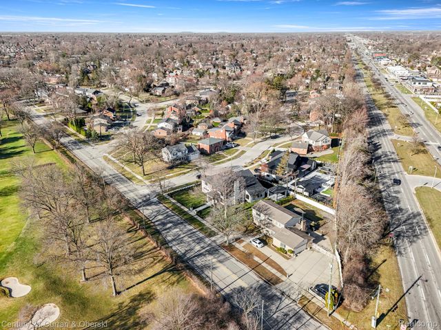 2211 Golfview Drive, Dearborn, MI 48128