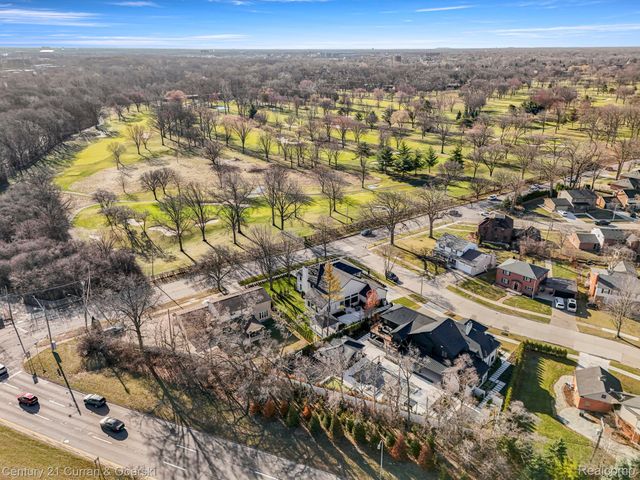 2211 Golfview Drive, Dearborn, MI 48128